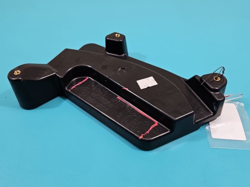 Osłona ZAŚLEPKA PLASTIK Wspornik wnętrza Renault Twingo III 14-24 801D16783R