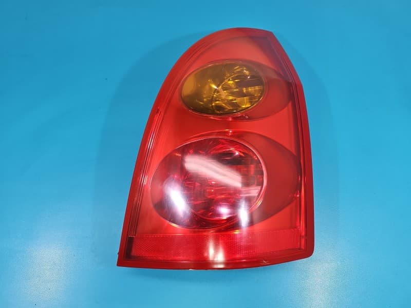 Lampa tył prawa błotnika Nissan Primera P12 kombi EUROPA