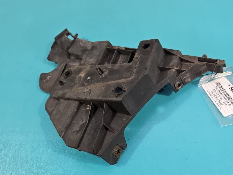 Ślizg zderzaka przód prawy VOLVO V70 III 31265345