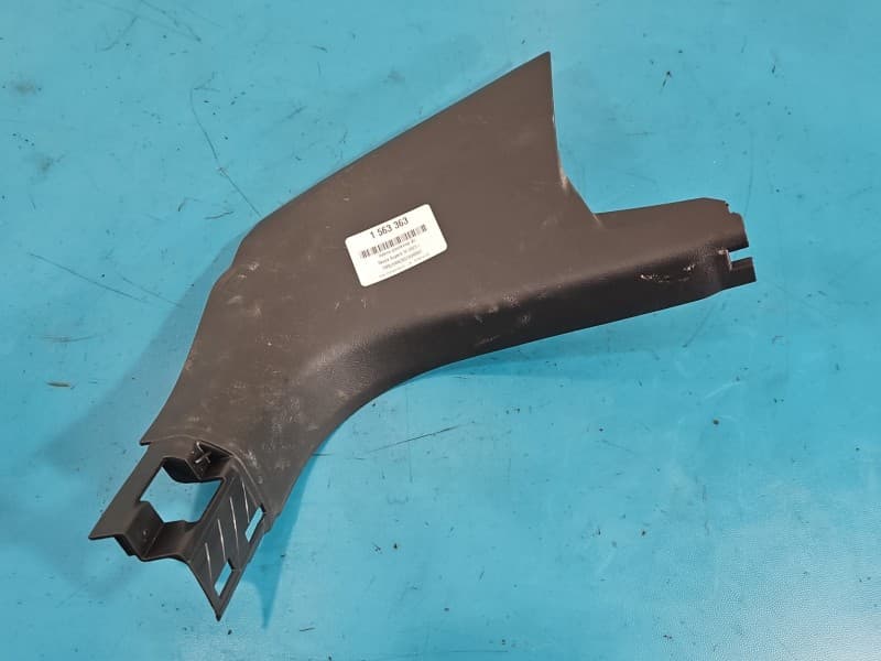 Osłona ZAŚLEPKA PLASTIK Osłona progu PRAWA Skoda Superb IV 3J1863484