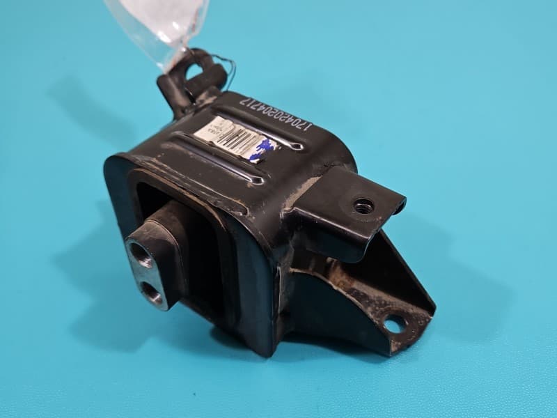 Poduszka silnika Hyundai Elantra VI 15-20 1,6 16v 21824-F2000