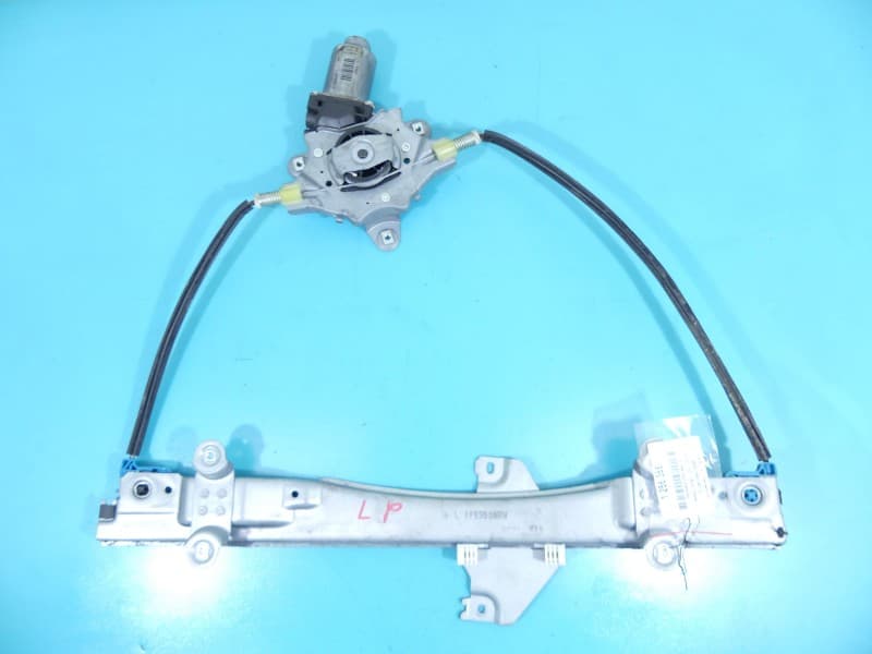 Podnośnik przód lewy SZYBY WINDA 119358ARM Renault Twingo II 3d HB