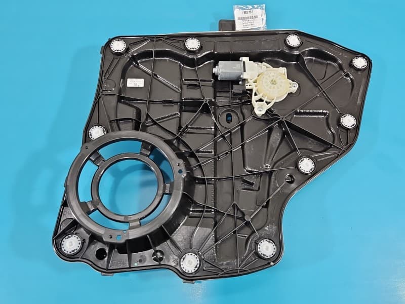 Podnośnik tył prawy SZYBY WINDA A76389-111 14A389AB JX7B-A27000-CC Ford OE 2pin hatchback Ford Focus Mk4 HB