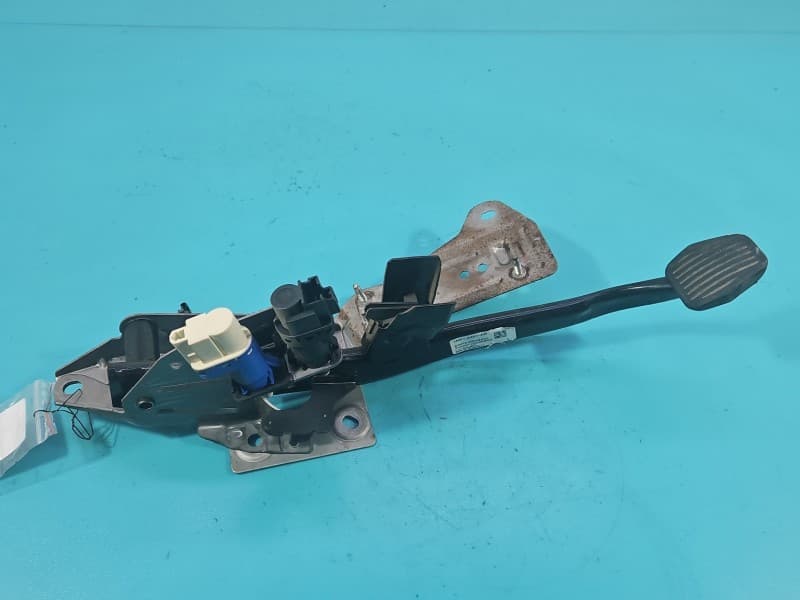 Pedał pedały Ford Kuga Mk1 I 08-13 hamulca sprzęgła