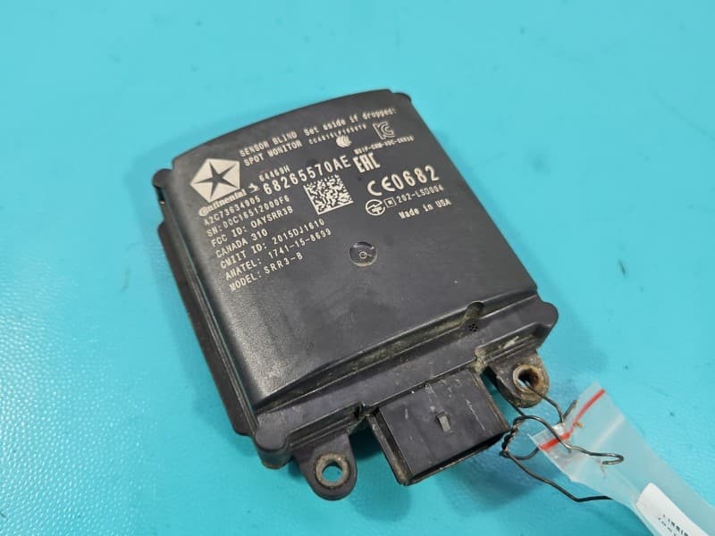 Sterownik moduł Radar tył Jeep Grand Cherokee IV WK2 68265570AE