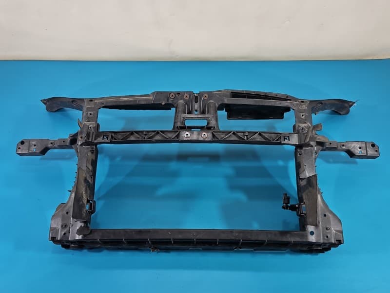 WZMOCNIENIE CZOŁOWE Pas przedni Vw Jetta V 1K0805594G