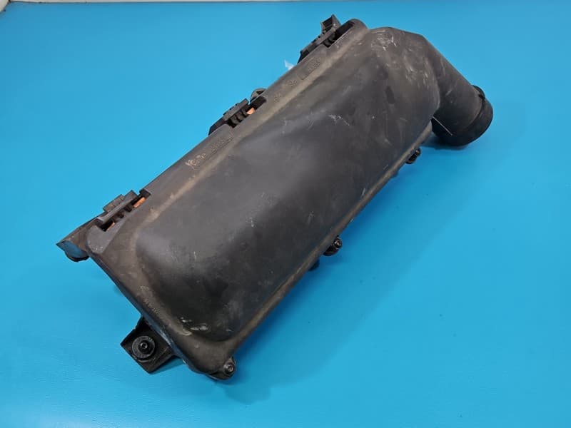 Obudowa filtra powietrza Peugeot 308 II T9 1,6 THP 758368180