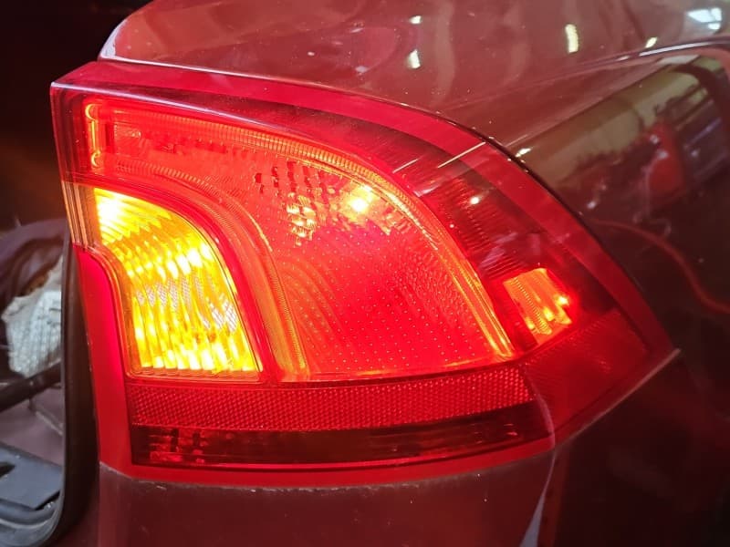 Lampa tył prawa błotnika VOLVO S60 II 10- sedan EUROPA 30796268
