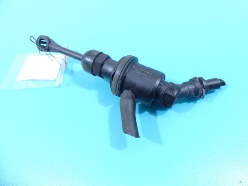 Pompka sprzęgłowa Nissan Micra K13 1,2 12V 3431011 306101HGOA