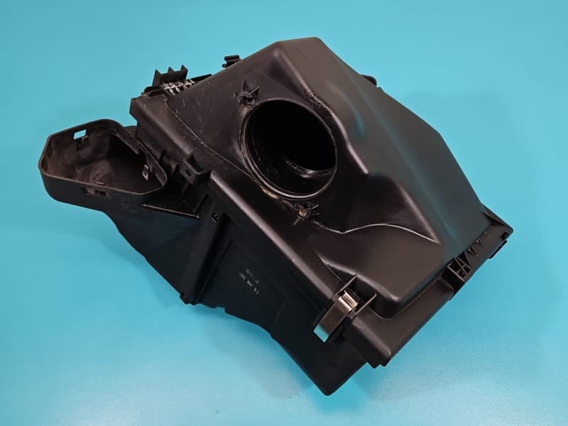 Obudowa filtra powietrza BMW X1 E84 2,0d N47D20C 1371 8512599-01 13718512599-01 1753-01