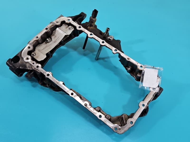 Podstawa Peugeot 508 I 10-18 GÓRNA CZĘŚĆ MISKI OLEJOWEJ 2,2 hdi 9683062780