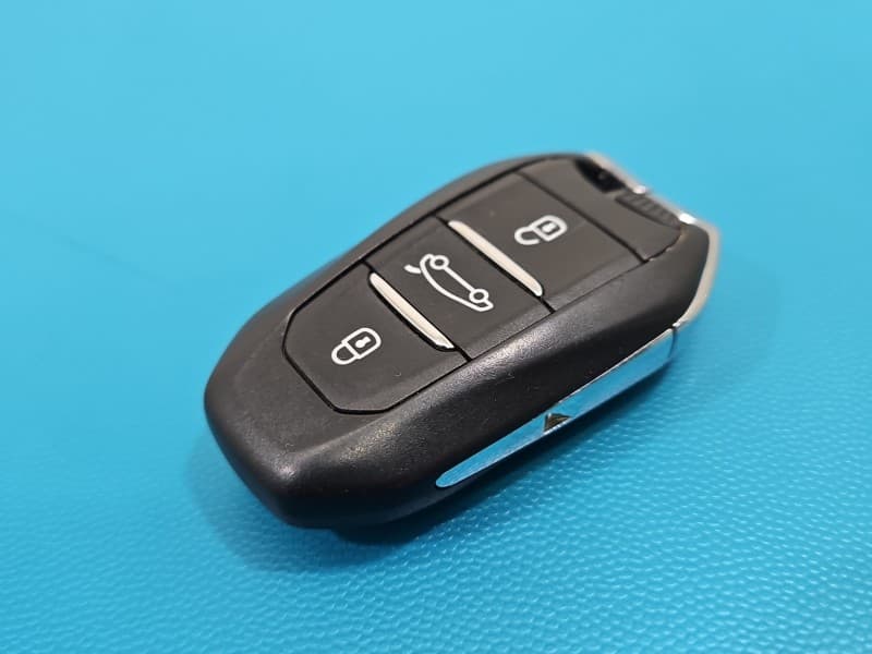 PILOT KLUCZYK KEYLESS Peugeot 5008 II 17-24