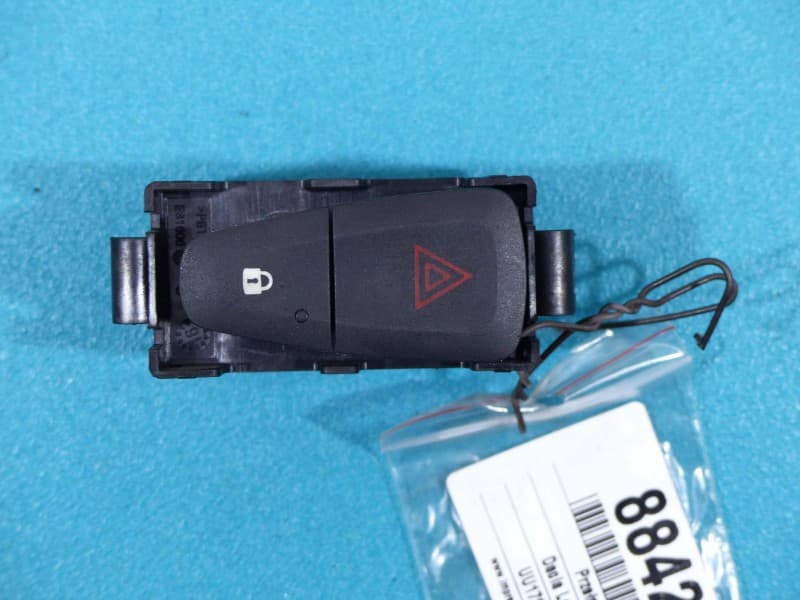 Przełącznik 6pin Z FUNKCJĄ BLOKADY DRZWI Dacia Logan II 12-20