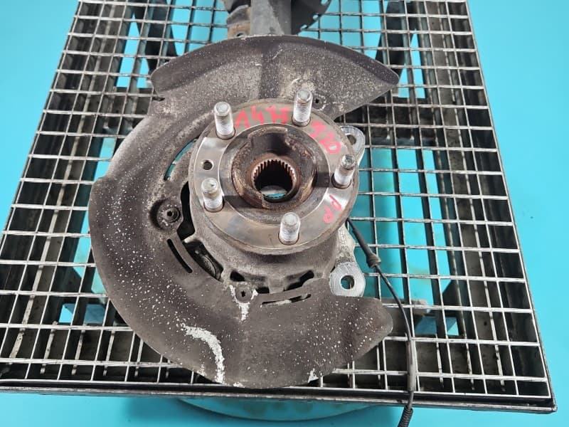 Zwrotnica prawa piasta przód 2,0 Td 204DTD Land rover Discovery Sport 14- L550