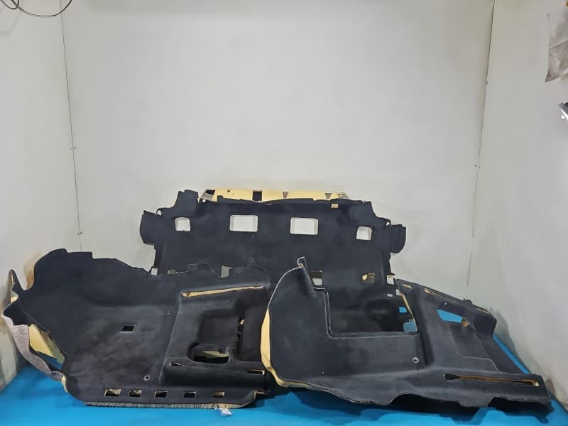 Wykładzina DYWAN PODŁOGA AUDI Q7 II 4M 4M0863019 4M1863103