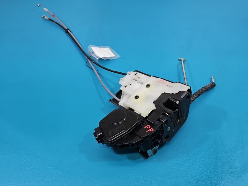 Zamek przód prawy Kia Sportage II 04-10 EUROPA 5pin 11575-00100