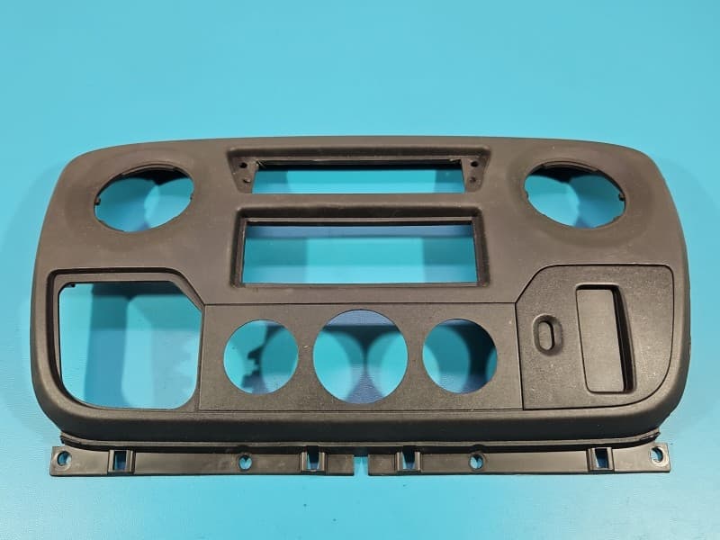 Ramka radia Renault Master III 10-24 688306176R 688309184R