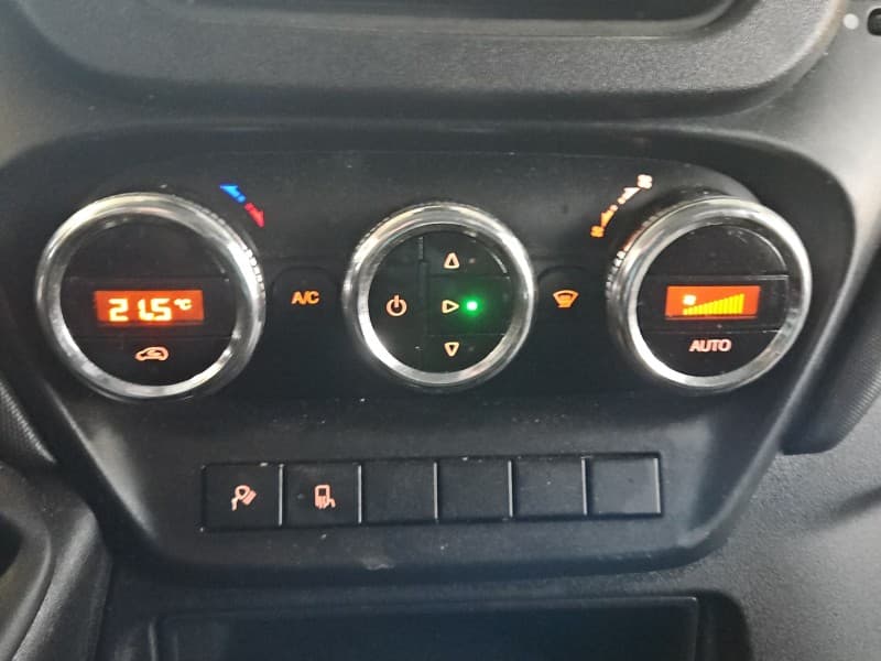 Konsola panel nawiewu Iveco Daily V 14-