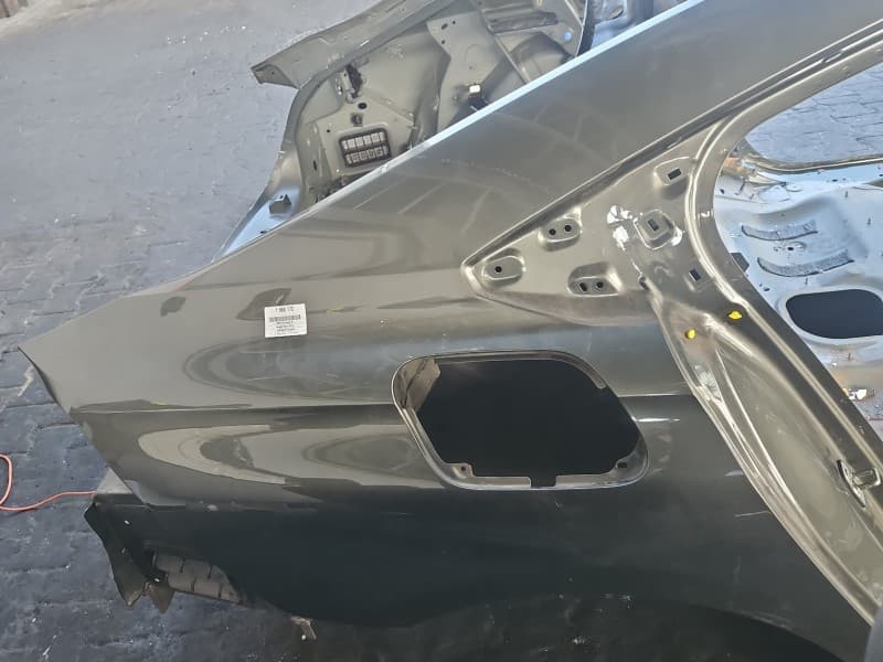 Błotnik tył prawy ćwiartka Peugeot 508 II 18- EKL HB