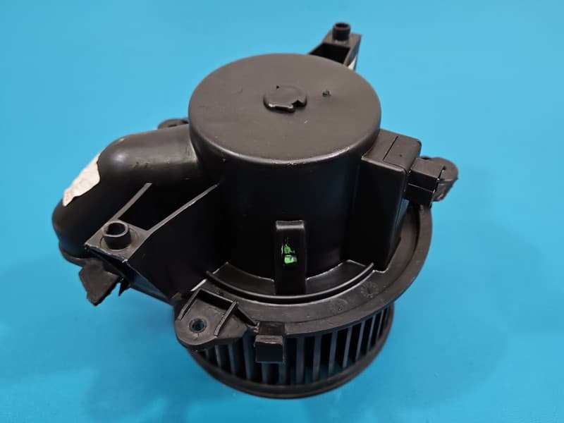 Dmuchawa nawiewu wentylator Lancia Ypsilon europa 7353597030