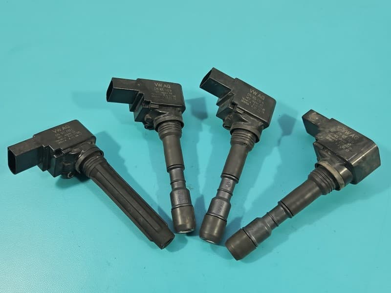 Cewka zapłonowa Audi A7 4G 4,0 V8 TFSI CEUC 4szt. 3 cewki o numerze 079905110H, jedna o numerze 079905110L 079905110H