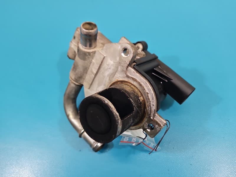 Zawór egr Renault Clio IV 12-20 1,5 dci 8200836385 8200846454