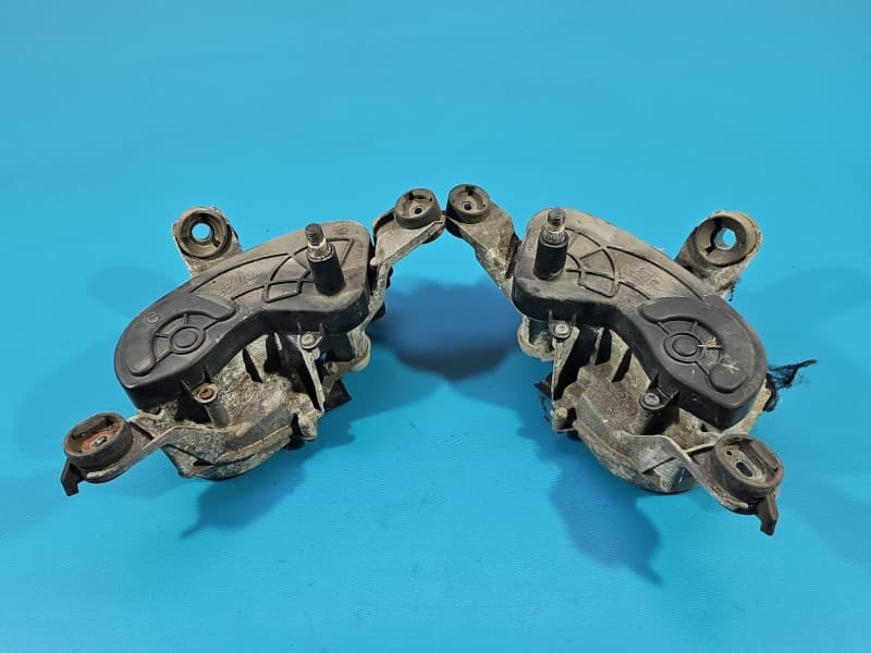 Silniczek Silnik wycieraczek przód Citroen C5 II X7 CITROEN prawy+lewy 5PIN 53569612 9682761480