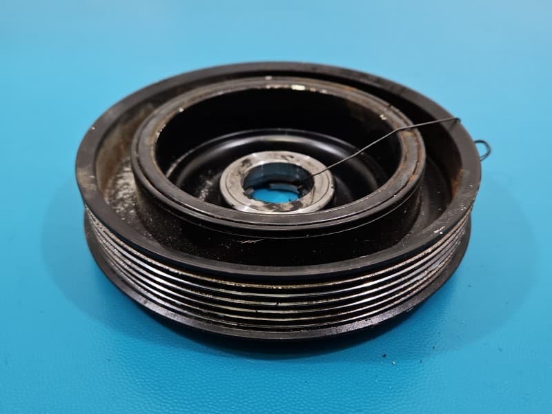 Koło pasowe wału korbowego Citroen DS5 11-15 2,0 HDI