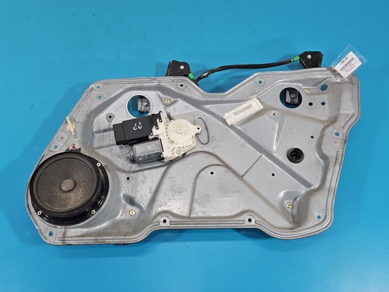 Podnośnik przód prawy SZYBY WINDA Seat Leon I Toledo II 29PIN 5d HB