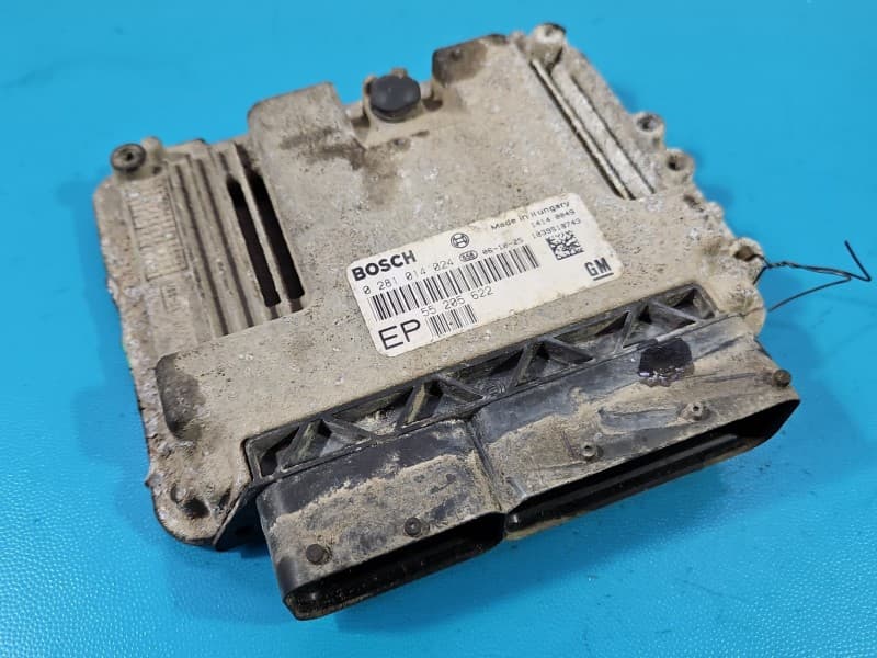 Komputer Sterownik silnika Opel Zafira B 1,9 cdti 0281014024 55205622