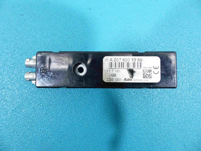Wzmacniacz Mercedes E C207 A207 A2078201089