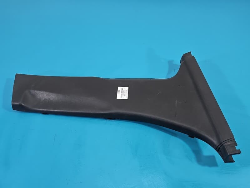Osłona ZAŚLEPKA PLASTIK Rysy, SŁUPKA PRAWEGO Mazda CX-3 14-21 D10E-68220