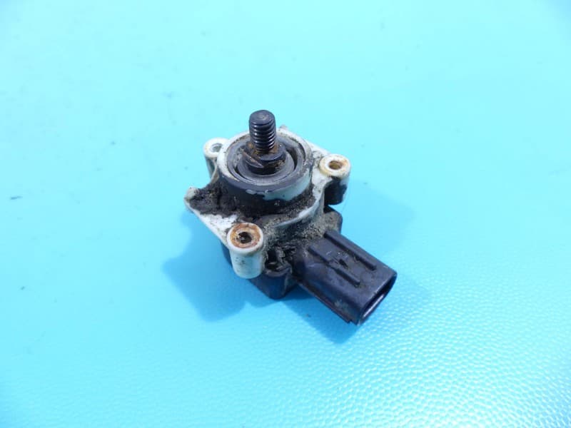 Czujnik poziomowania xenon Mitsubishi Outlander III 12-22 2G2022 B051911-1