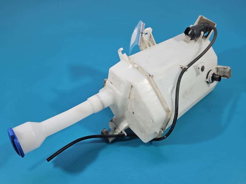 Zbiornik Zbiorniczek płynu spryskiwacza Hyundai Elantra VII 20- 98610-AA500