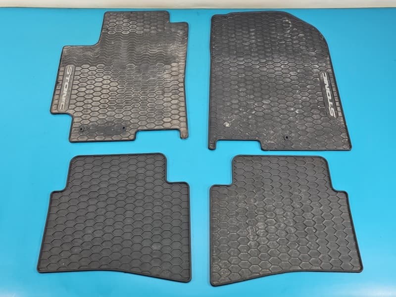 Dywaniki komplet kia Stonic 17-20