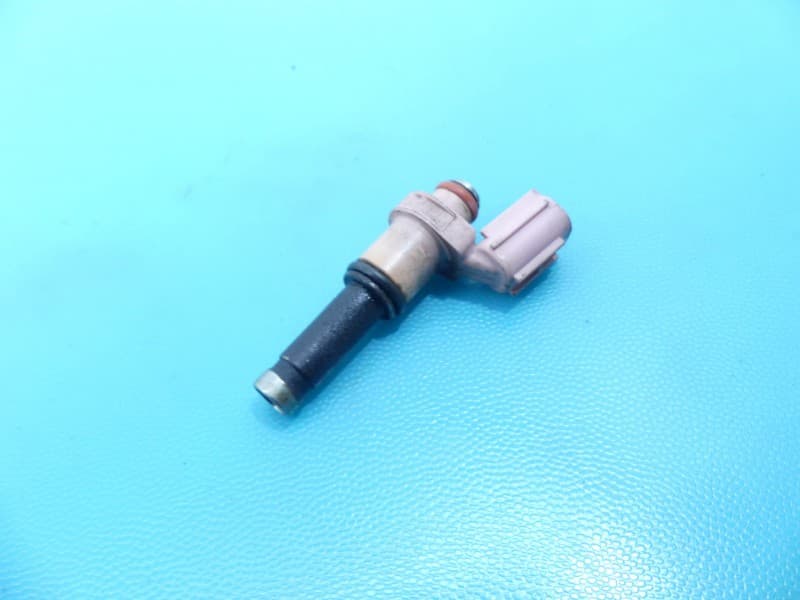 Wtryskiwacz 23250-31070 LEXUS GS III 05-12 3,5 V6 296KM