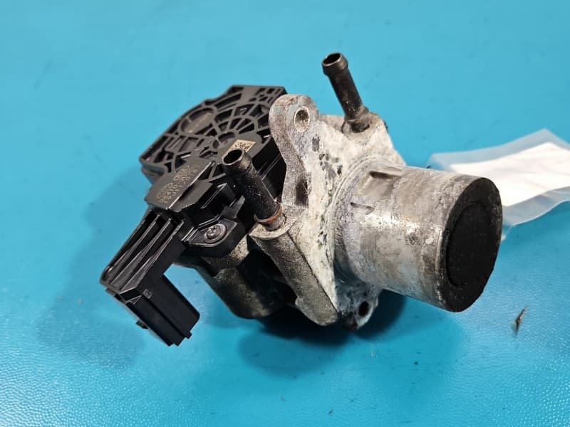 Zawór egr 5PIN Kia Ceed III 18-21 1,6 CRDI D4FE 28310-2U000 28410-2U000