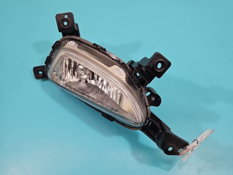 Halogen prawy Hyundai Tucson III 15-20 92202-D7000