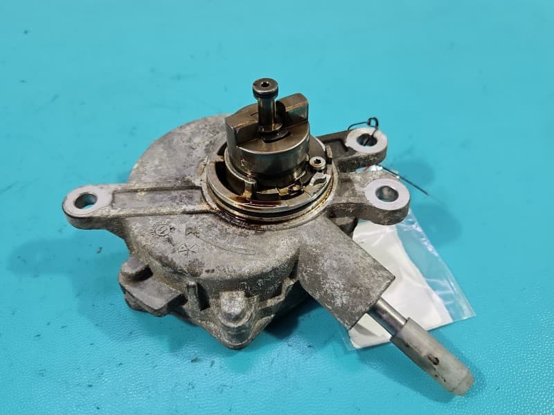 Pompa vacum Toyota Avensis III T27 1,8 vvti 23011235 ST587-MI