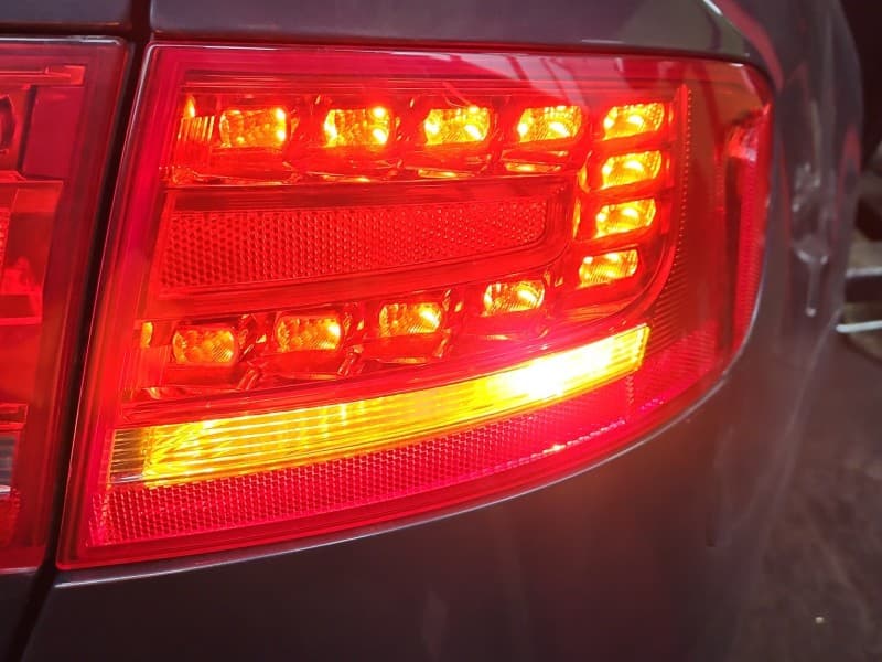 Lampa tył prawa błotnika AUDI A4 B8 sedan EUROPA 8K5945096B