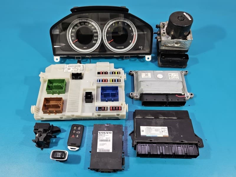Komputer Sterownik silnika VOLVO S60 II 10- 2,5 T5 31312651