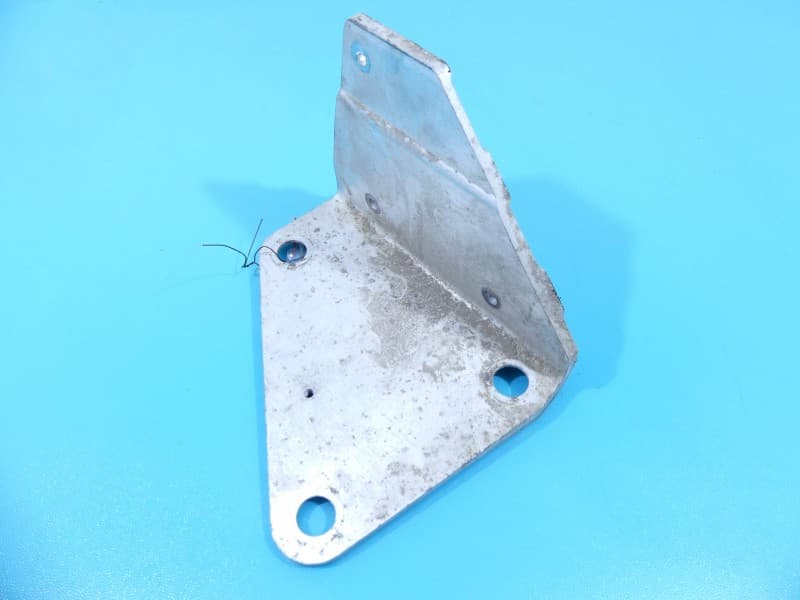 uchwyt mocowanie Land Range Rover sport I L320 P60025570 AMK108391