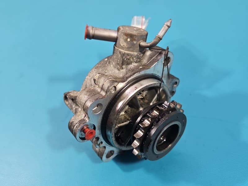 Pompa vacum Mazda Cx-7 2,2 MZR-CD R2AA18G00