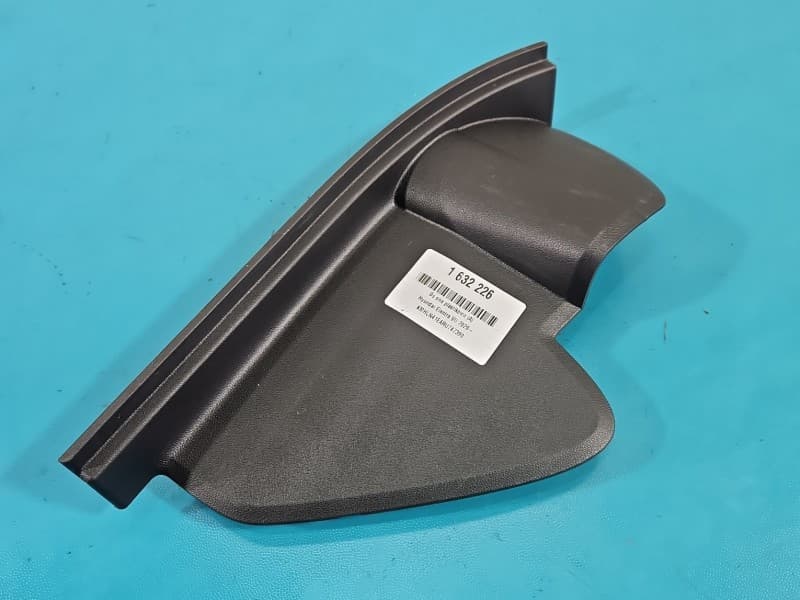 Osłona ZAŚLEPKA PLASTIK deski rozdzielczej lewa Hyundai Elantra VII 20- 84765-AA000