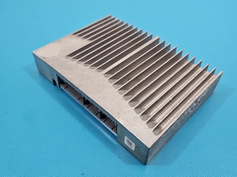 Wzmacniacz Jaguar XE X760 GX73-19C164-RD A50123908
