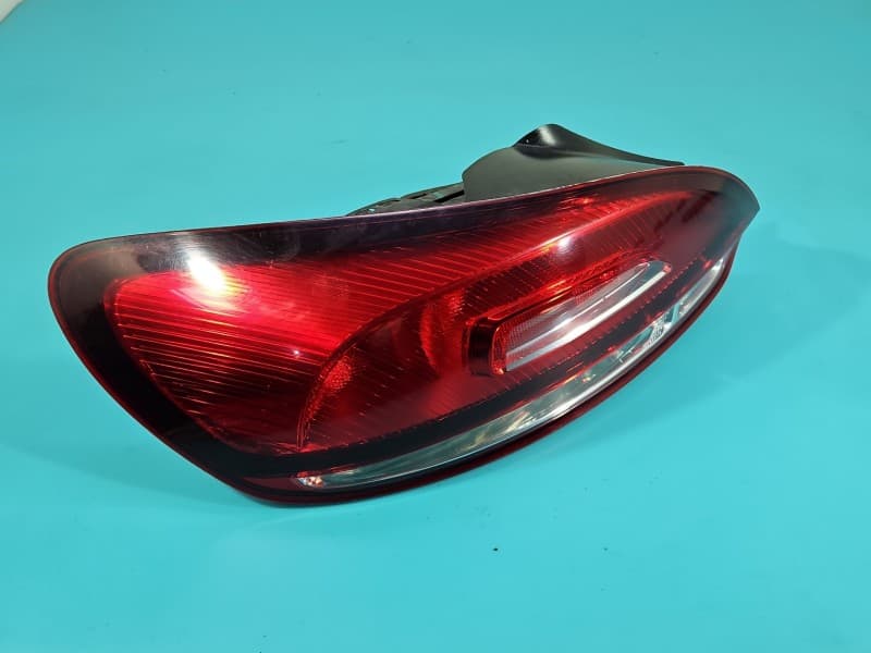 Lampa tył lewa błotnika Vw Scirocco III 08- HB EUROPA 1K8945095M