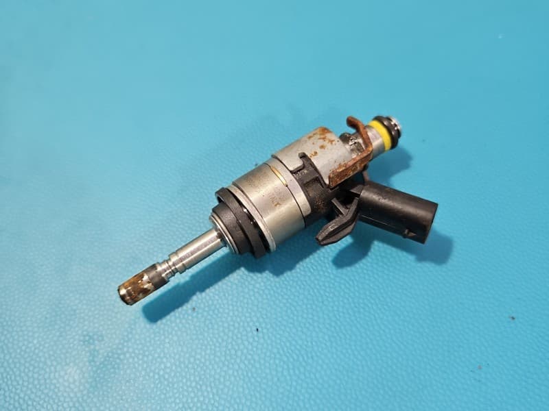 Wtryskiwacz 06Q906036A 06Q9060A01 Vw T-Roc 2,0 TFSI 300KM