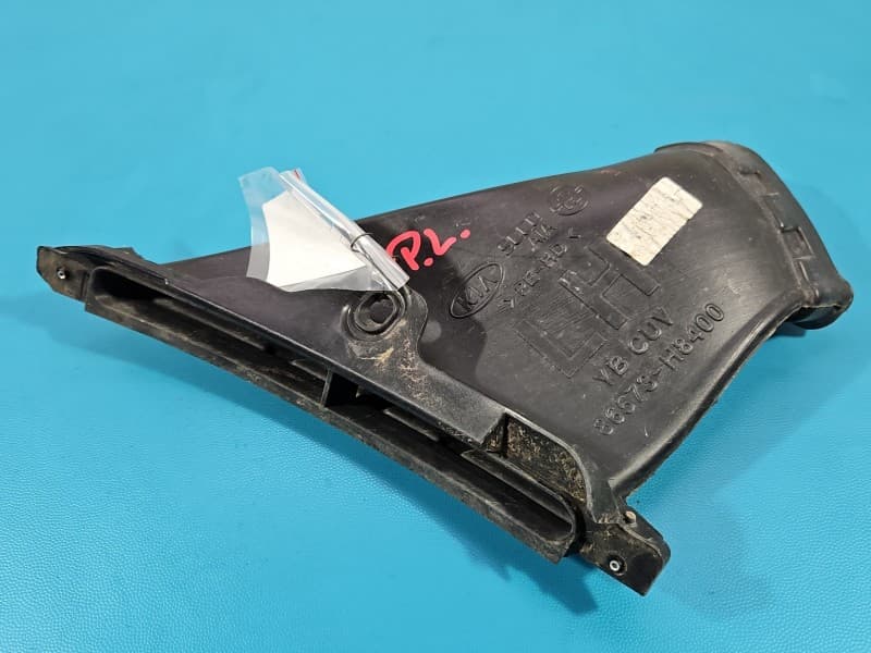 KIEROWNICA Wlot powietrza kia Stonic 17-20 1,4 16V 86573-H8400