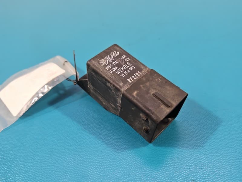 Przekaźnik świec żarowych Ford Focus Mk2 2,0 tdci 3M5T-12A343-AA