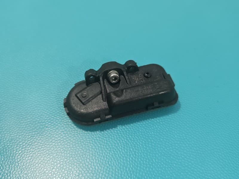 Czujnik ciśnienia opon Jeep Cherokee KL 68239720AB TPMS
